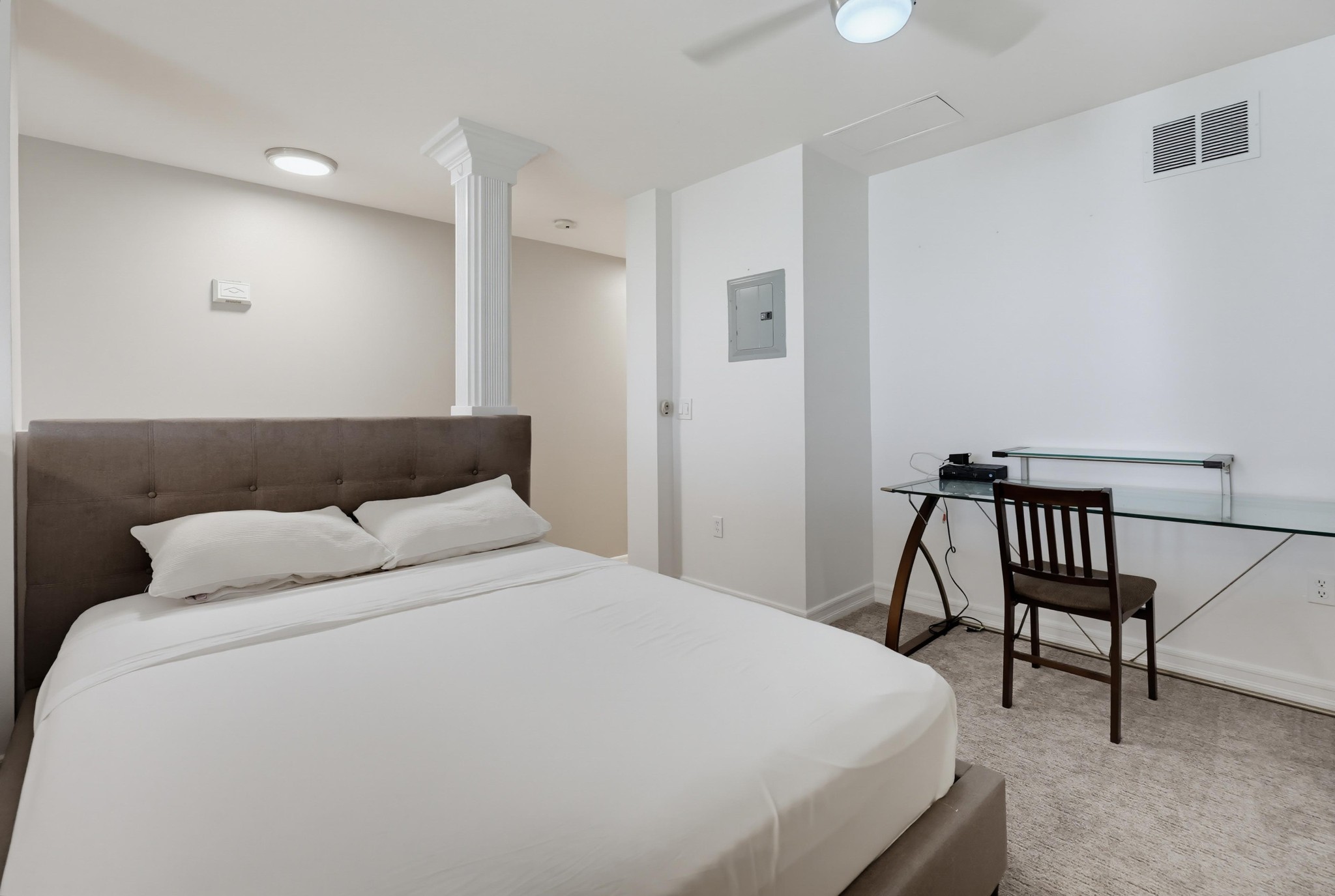 Virtual tour photo 43 of 50 for 1480 Broadway Unit 2420