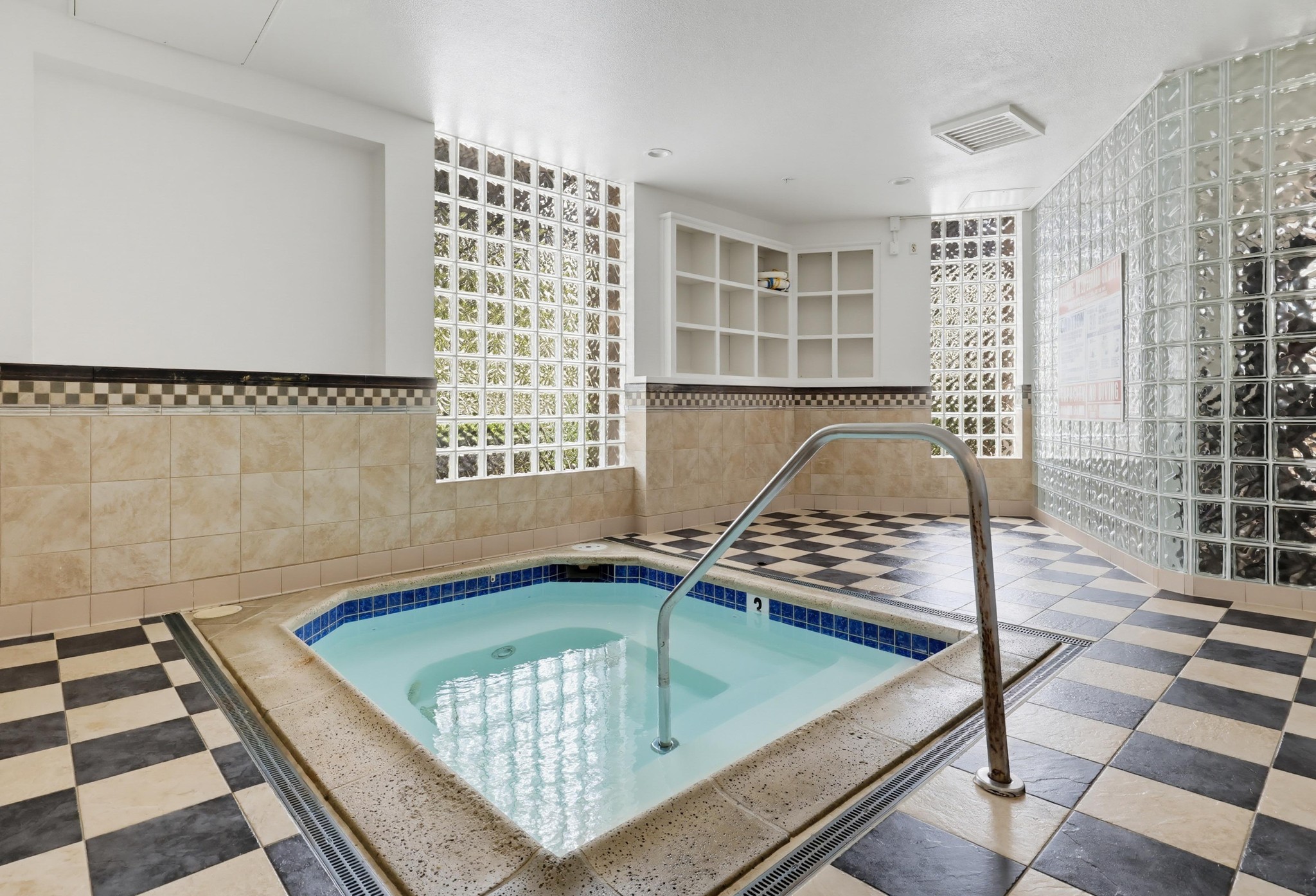 Virtual tour photo 47 of 50 for 1480 Broadway Unit 2420
