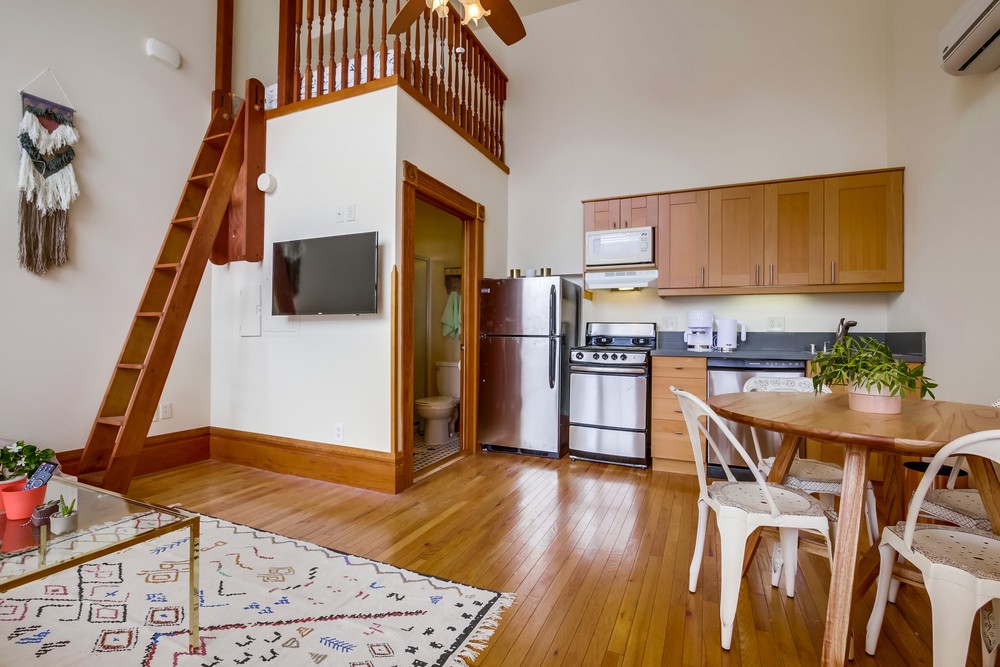 Virtual tour photo 13 of 52 for 1481 J St