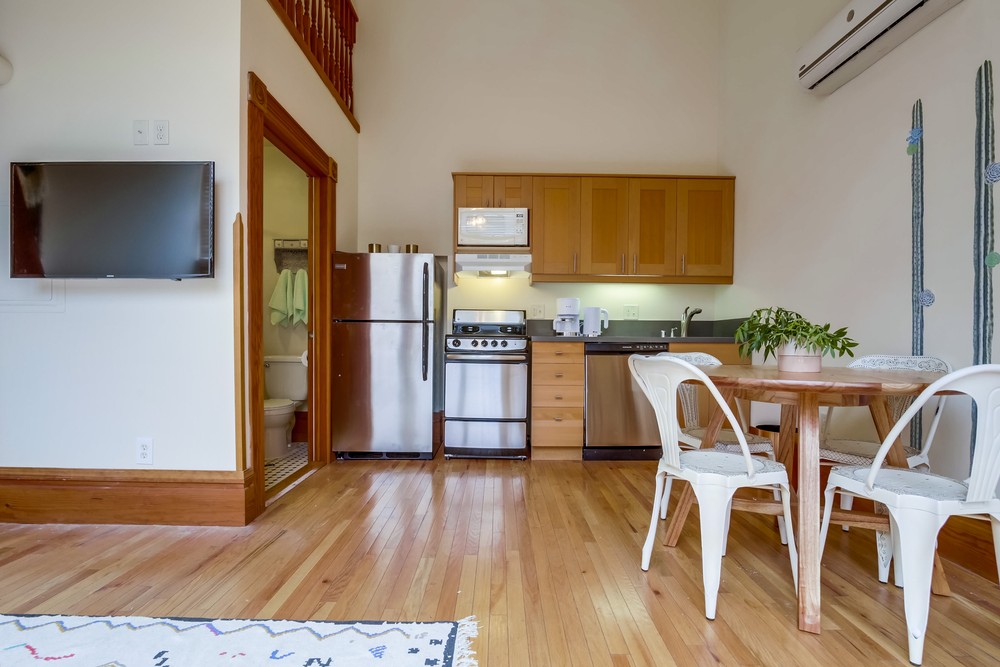 Virtual tour photo 17 of 52 for 1481 J St