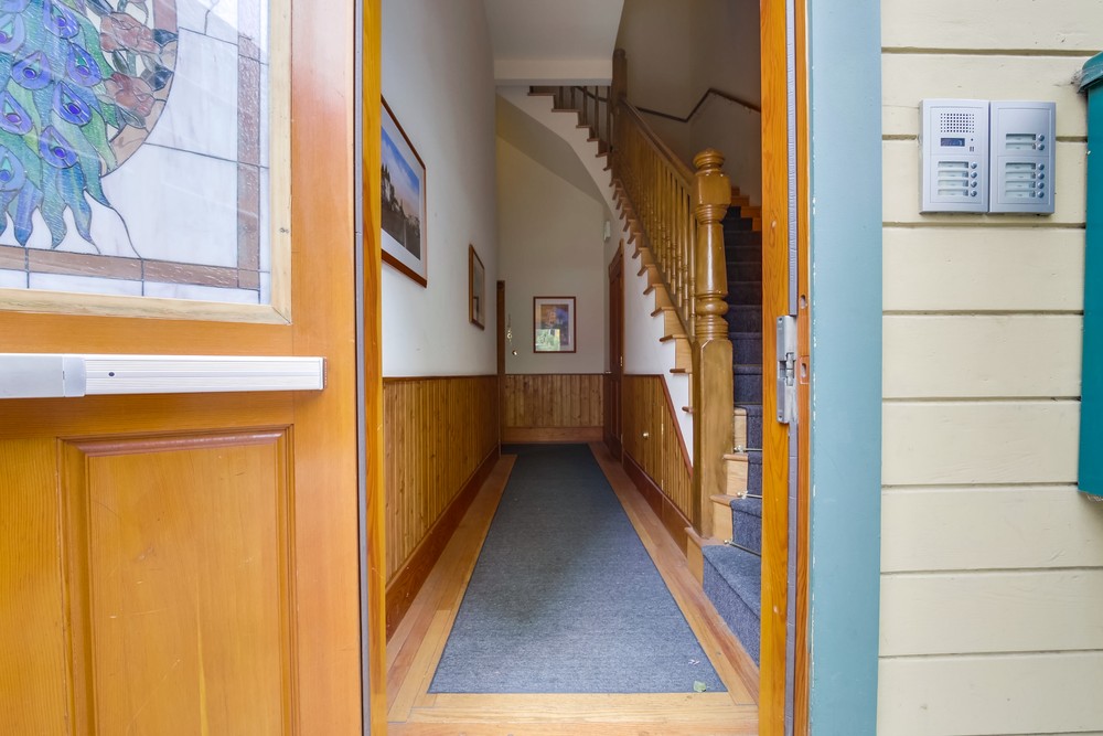 Virtual tour photo 33 of 52 for 1481 J St