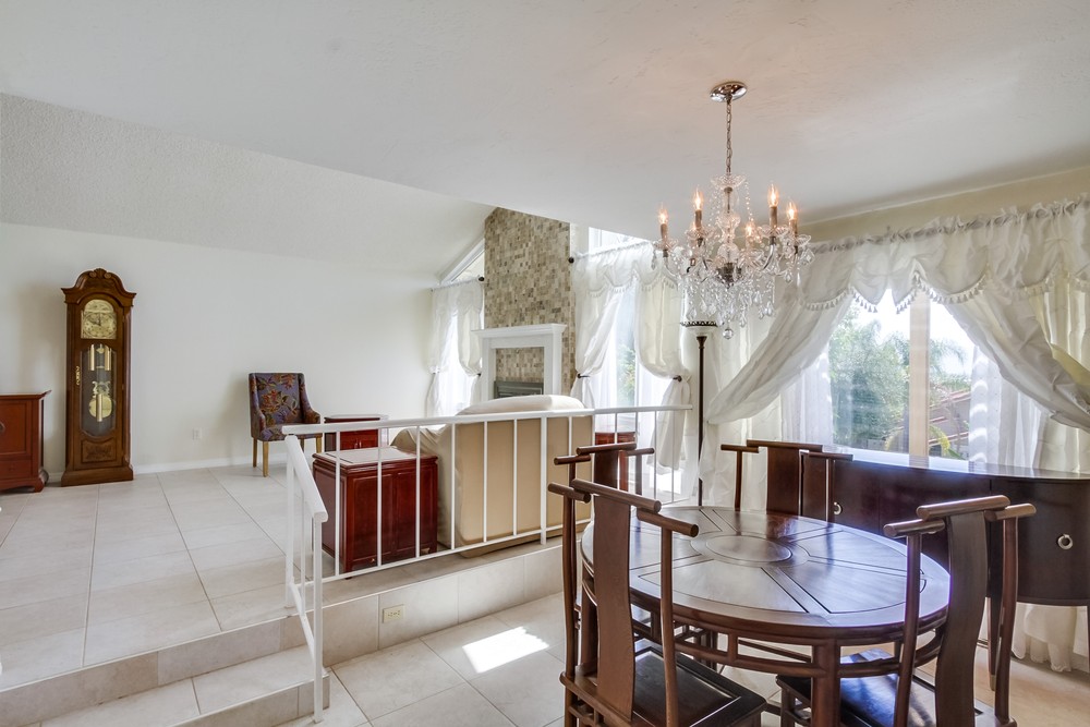 Virtual tour photo 8 of 33 for 14835 Priscilla St