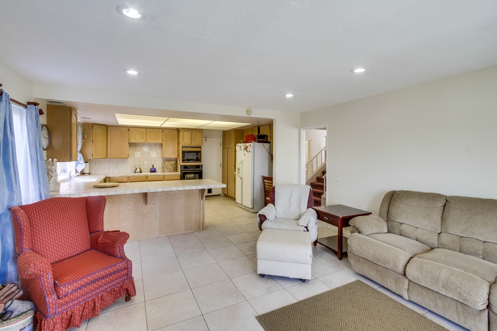 Virtual tour photo 11 of 33 for 14835 Priscilla St