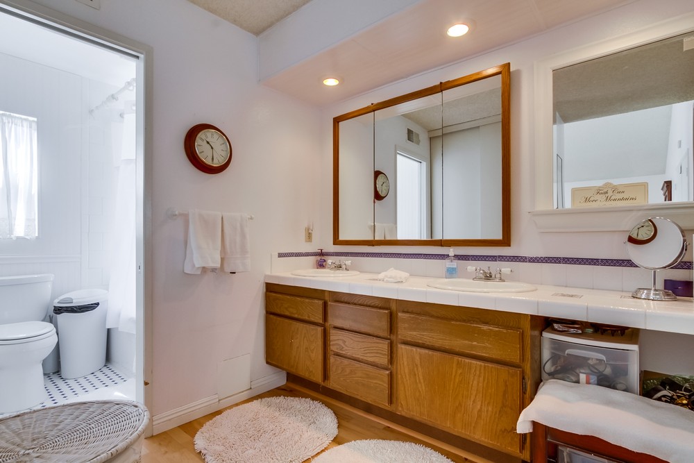 Virtual tour photo 24 of 33 for 14835 Priscilla St