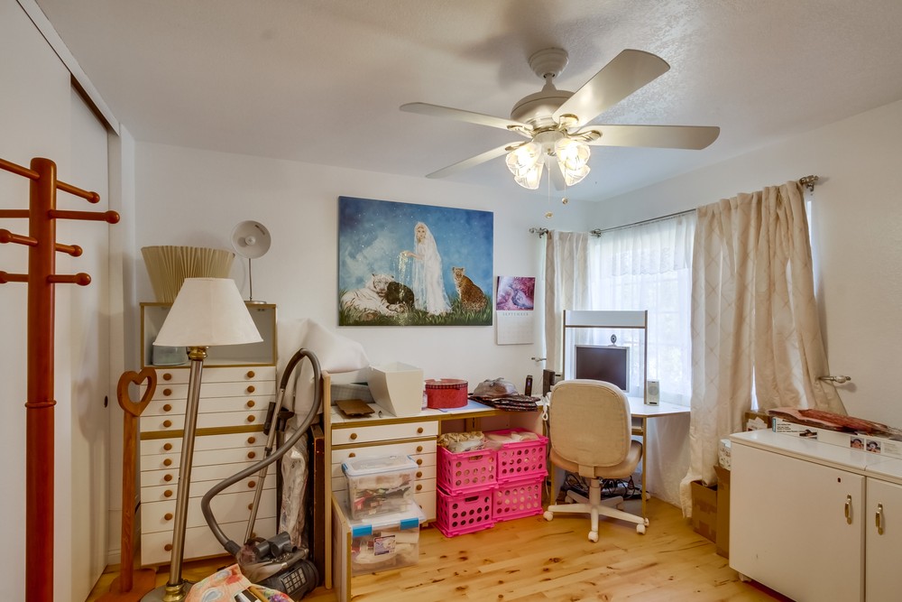 Virtual tour photo 28 of 33 for 14835 Priscilla St