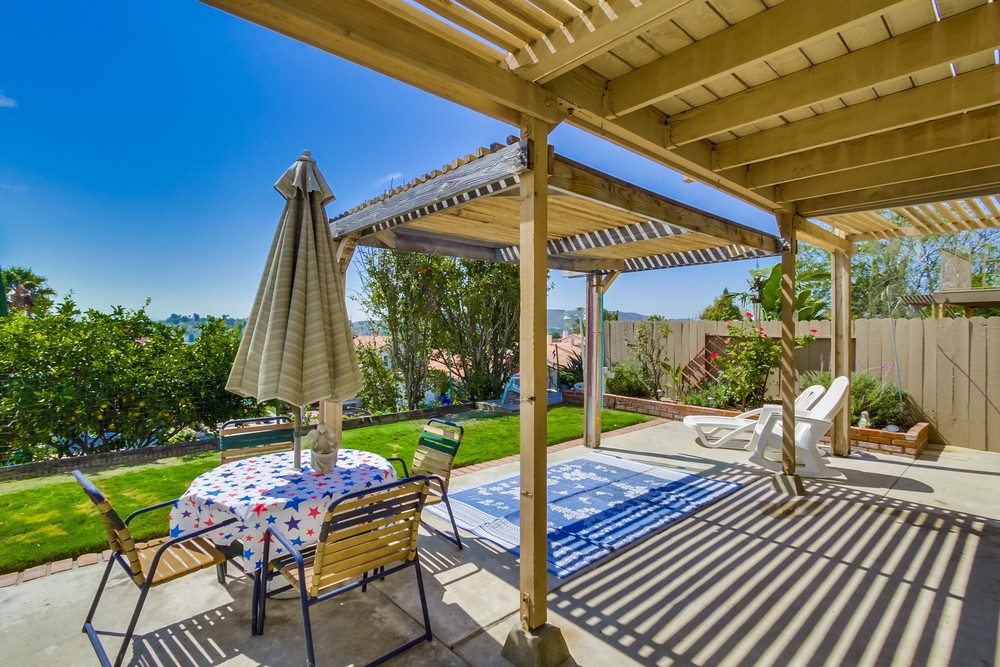 Virtual tour photo 32 of 33 for 14835 Priscilla St