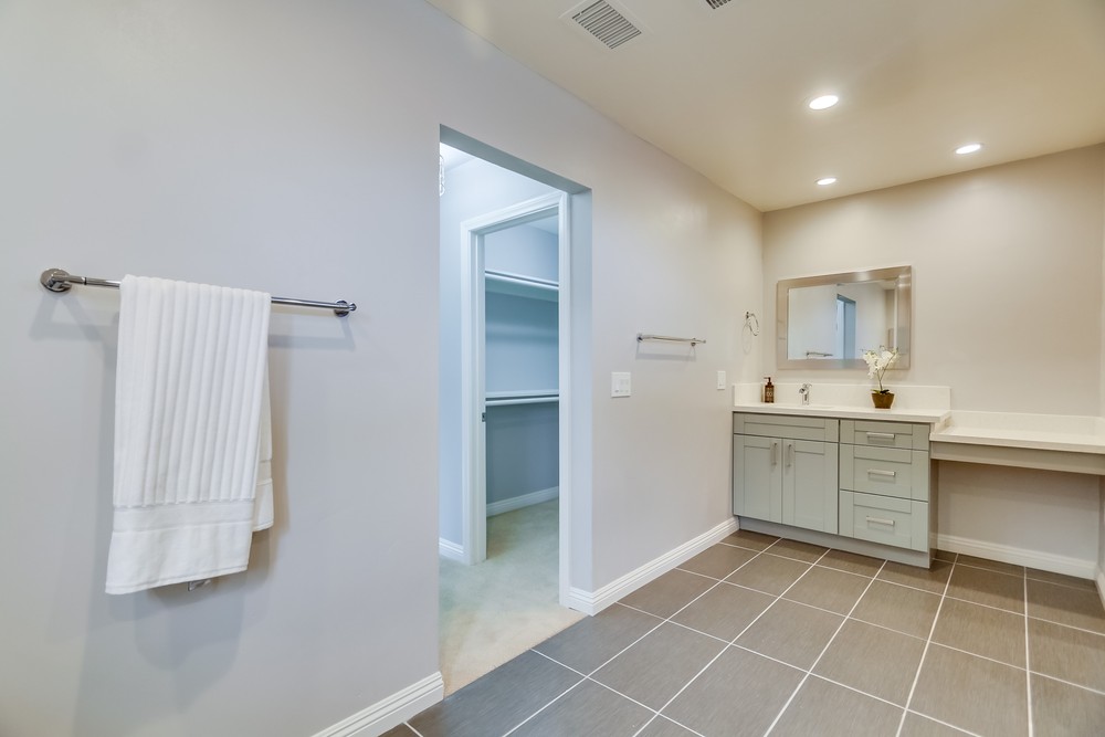 Virtual tour photo 51 of 75 for 14838 Priscilla St