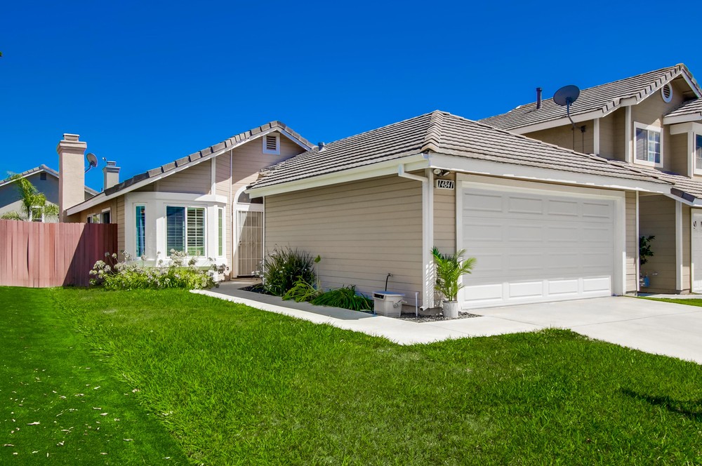 Virtual tour photo 1 of 29 for 14841 Waverly Downs Way