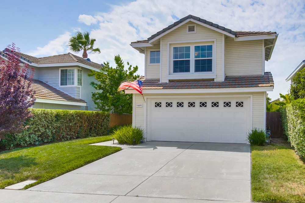 Virtual tour photo 4 of 42 for 14870 Fox Hunt Ln