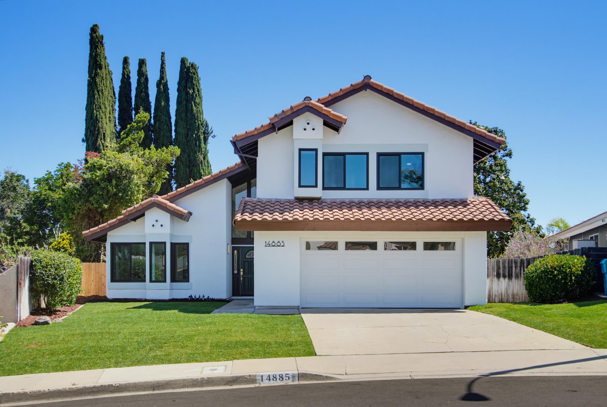 Virtual tour photo 3 of 77 for 14885 Priscilla St