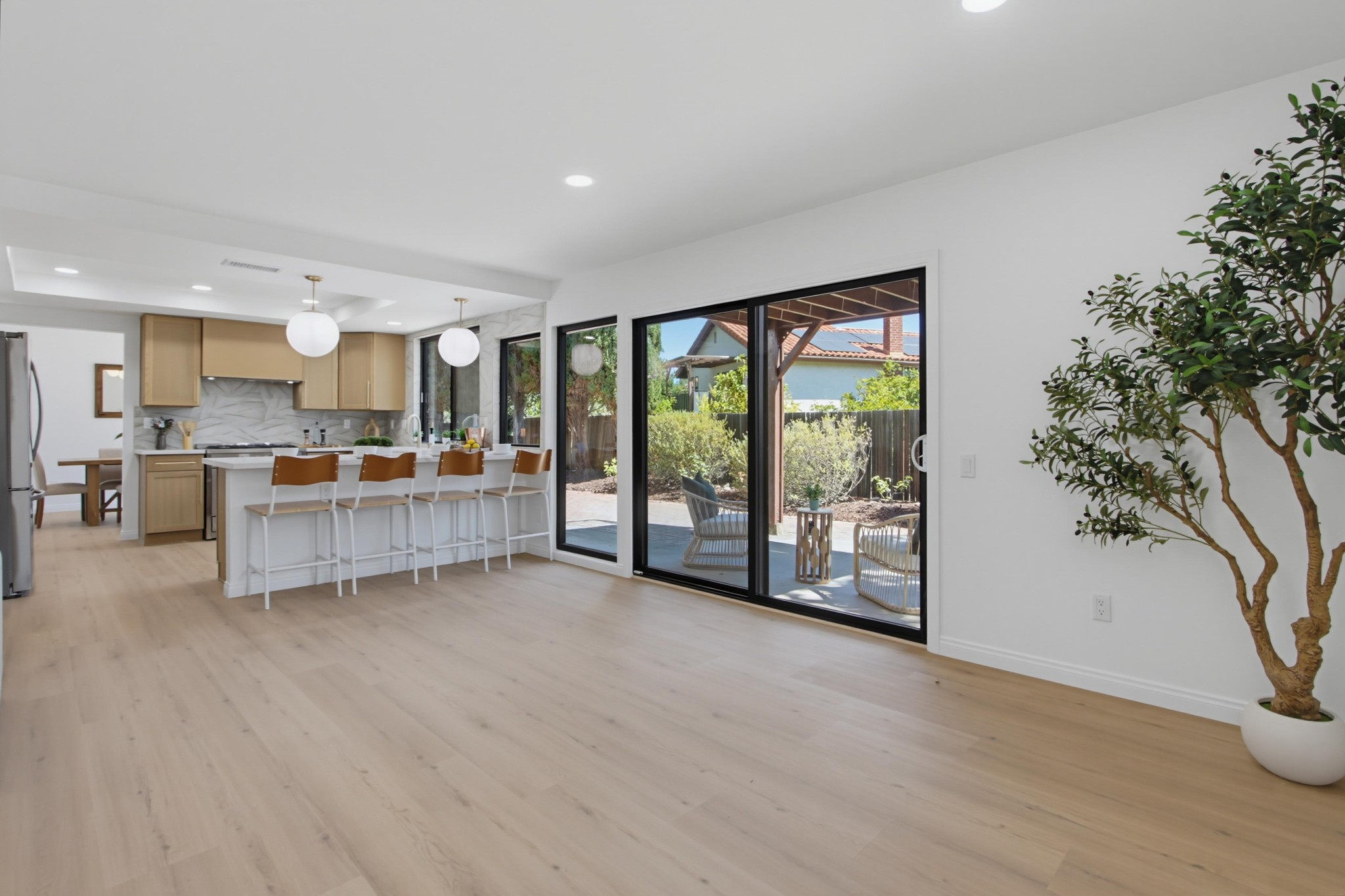 Virtual tour photo 23 of 77 for 14885 Priscilla St