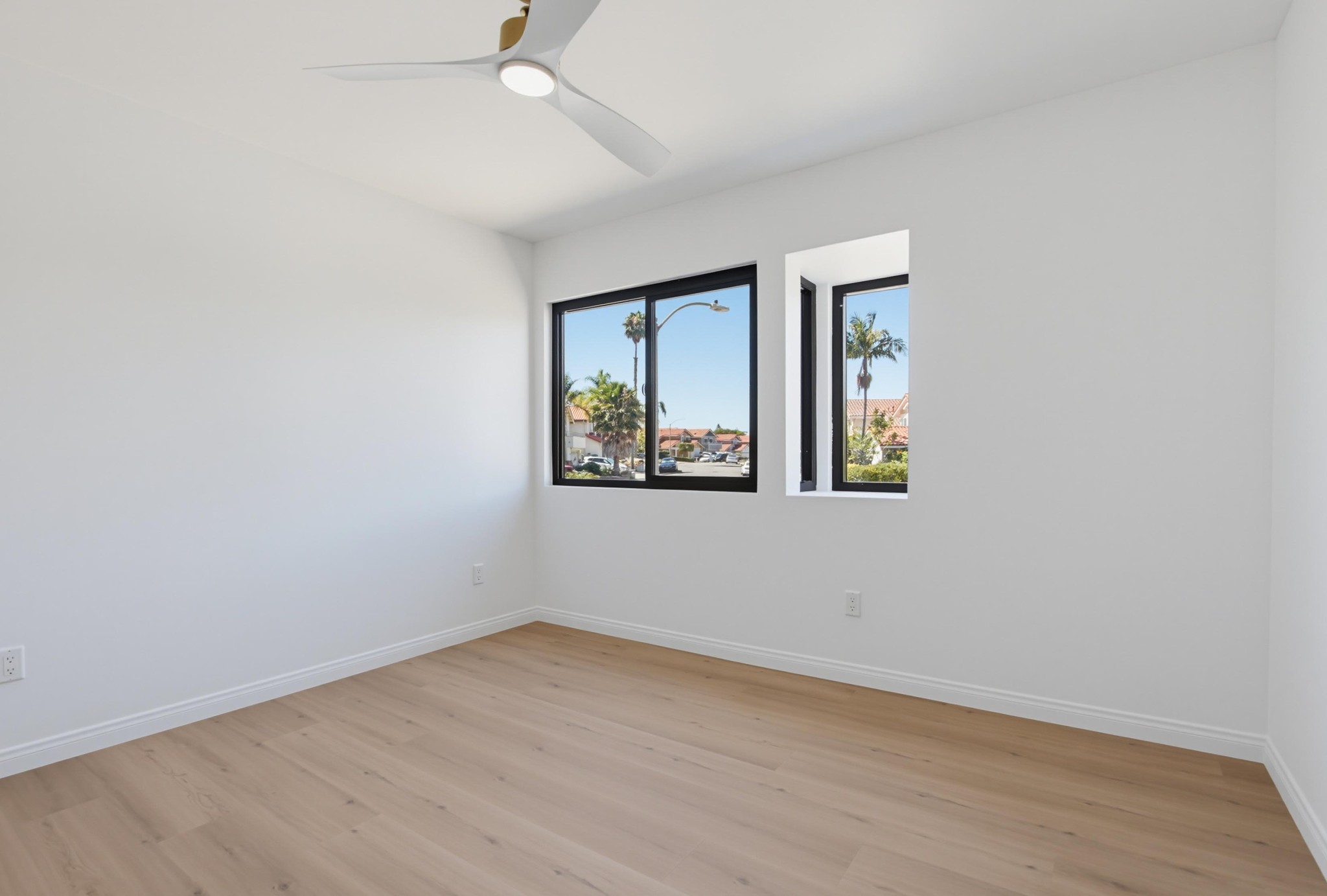 Virtual tour photo 41 of 77 for 14885 Priscilla St
