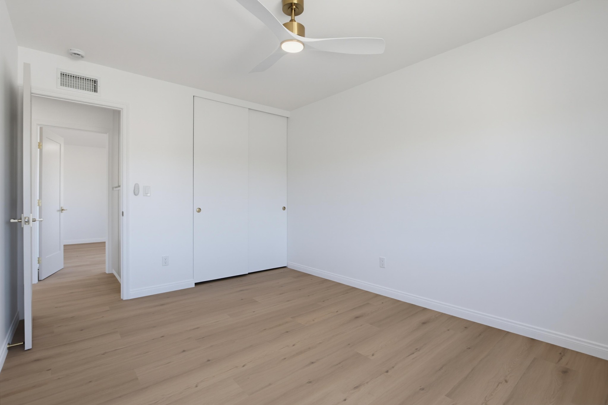 Virtual tour photo 44 of 77 for 14885 Priscilla St