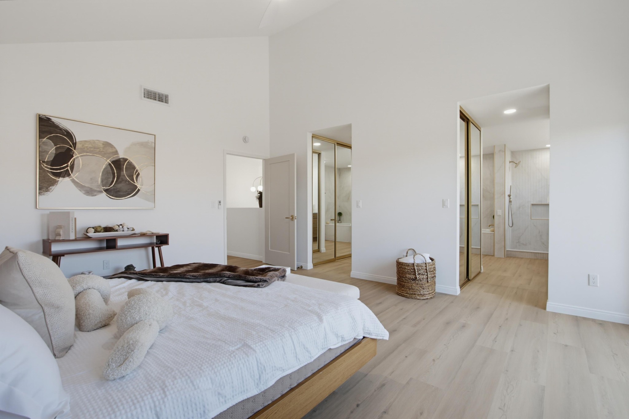 Virtual tour photo 49 of 77 for 14885 Priscilla St