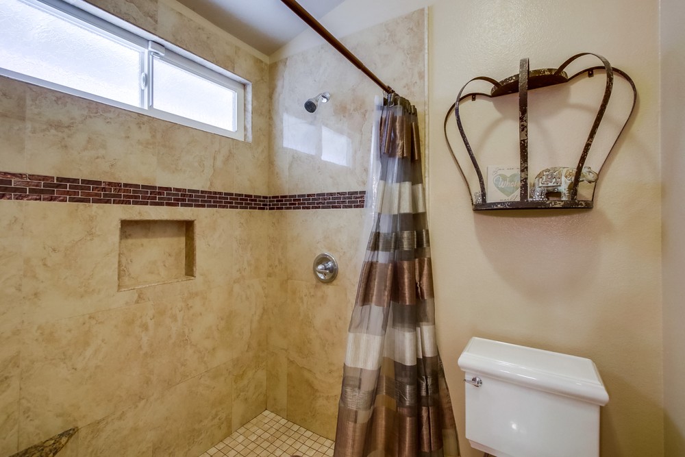 Virtual tour photo 21 of 33 for 14885 Waverly Downs Way