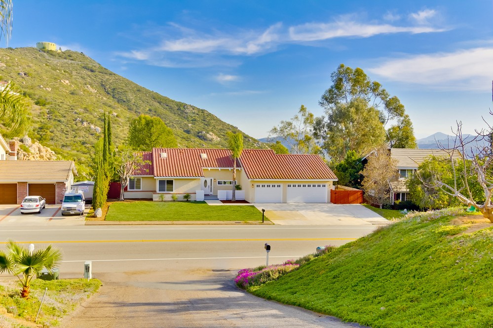 Virtual tour photo 6 of 57 for 1489 Vista Grande Rd