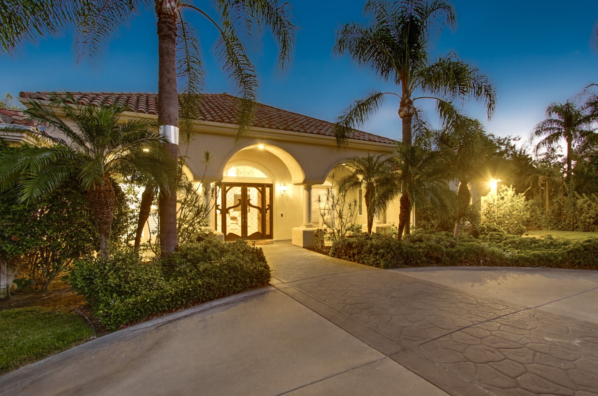 Virtual tour photo 7 of 151 for 14893 Huntington Gate Dr