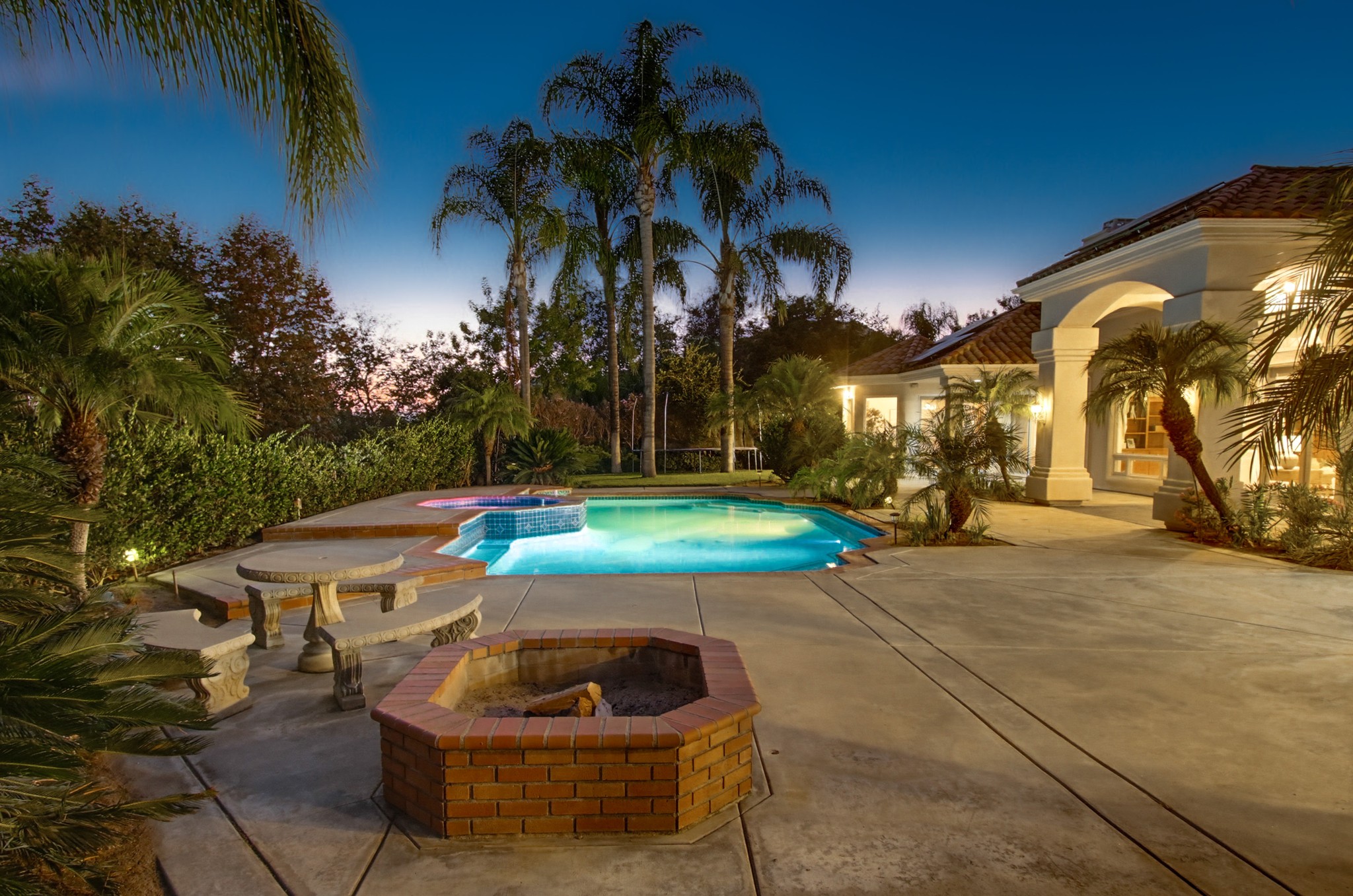 Virtual tour photo 12 of 151 for 14893 Huntington Gate Dr