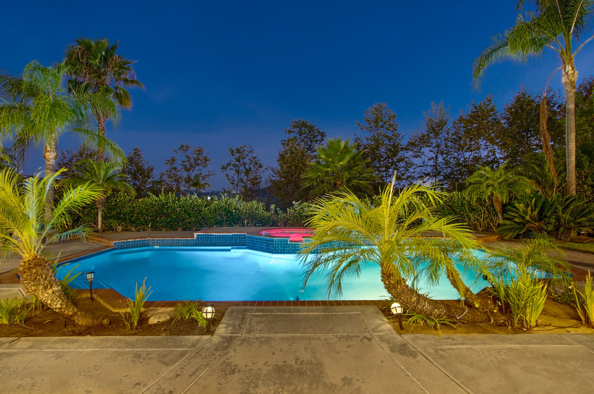 Virtual tour photo 25 of 151 for 14893 Huntington Gate Dr