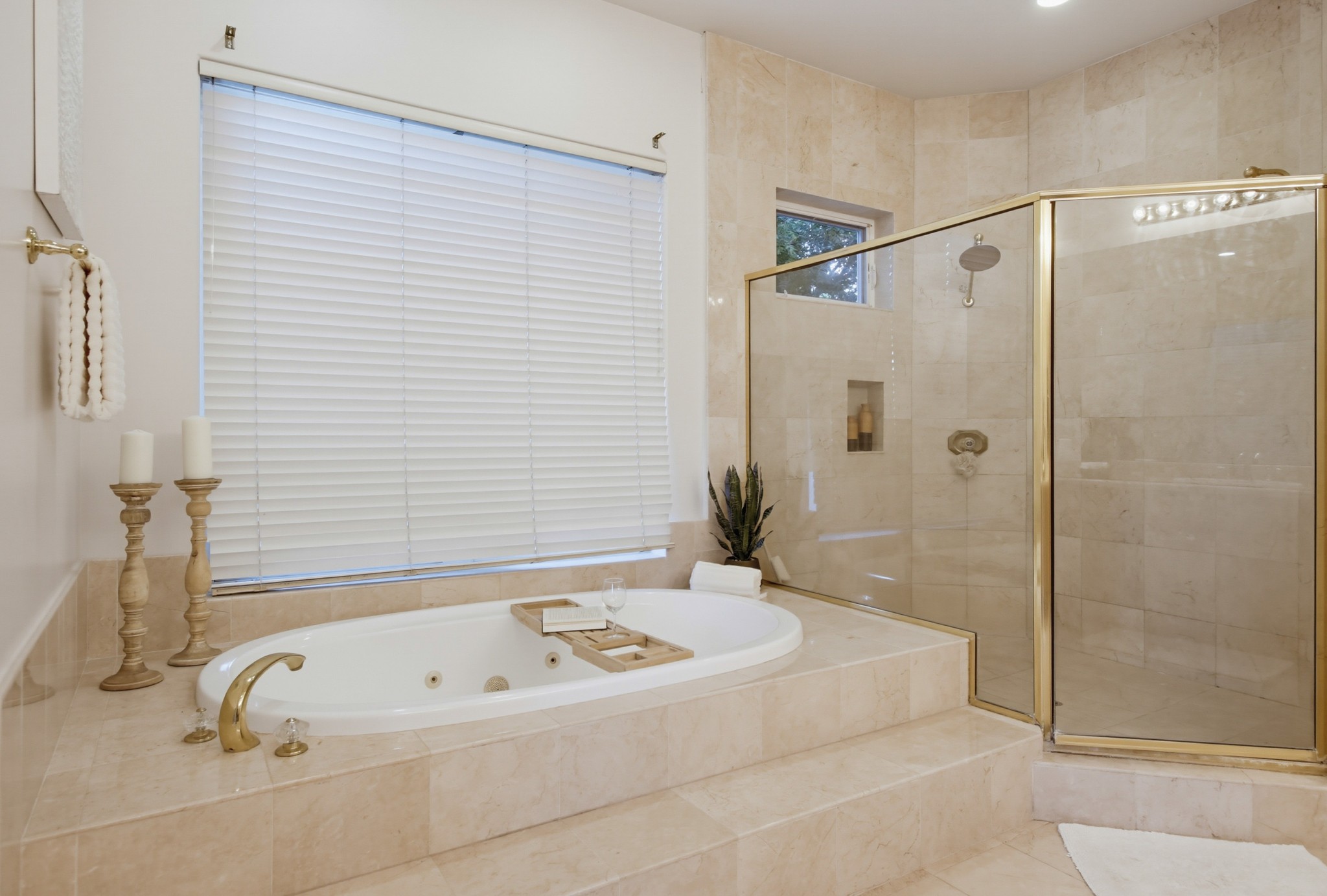 Virtual tour photo 68 of 151 for 14893 Huntington Gate Dr