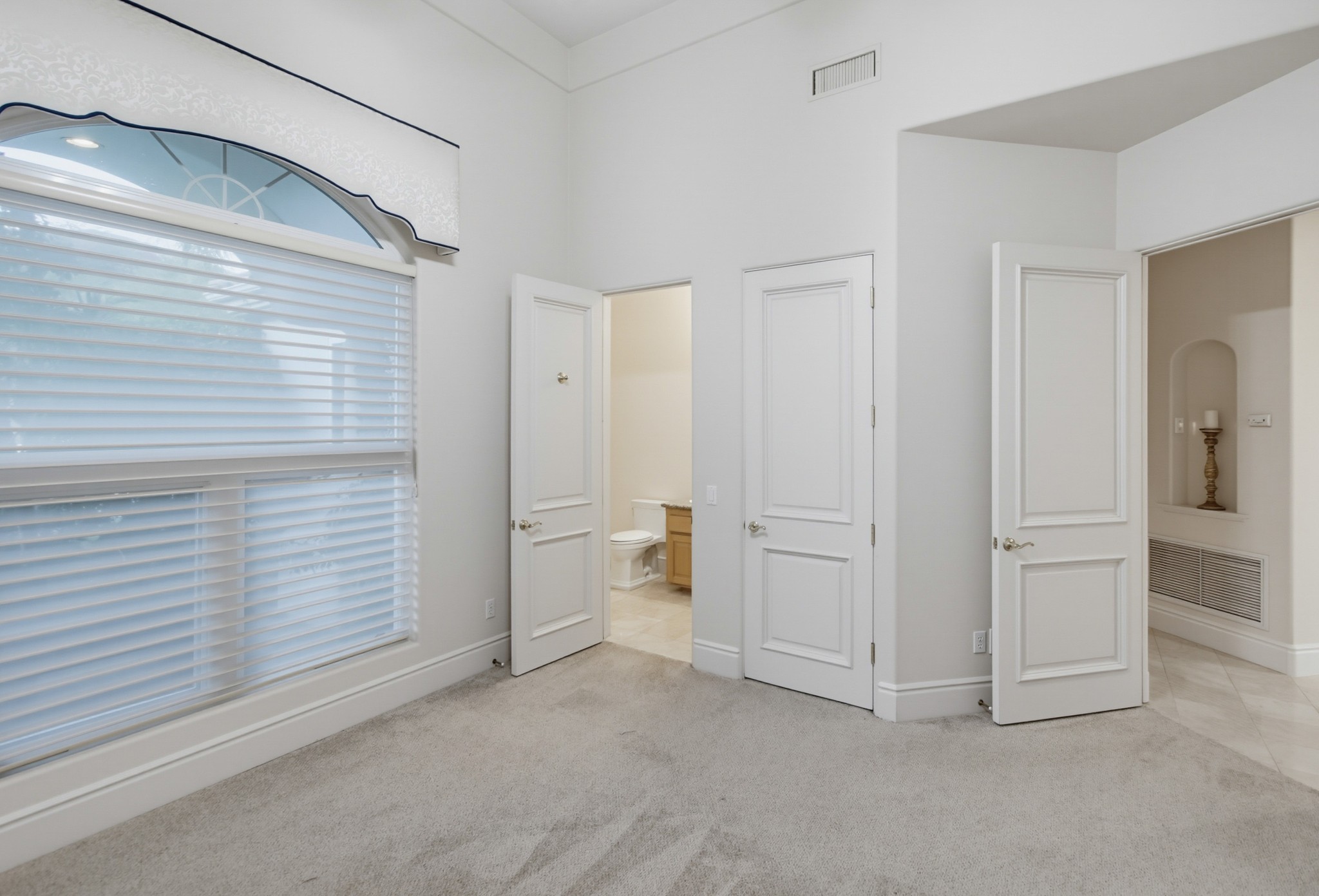 Virtual tour photo 78 of 151 for 14893 Huntington Gate Dr