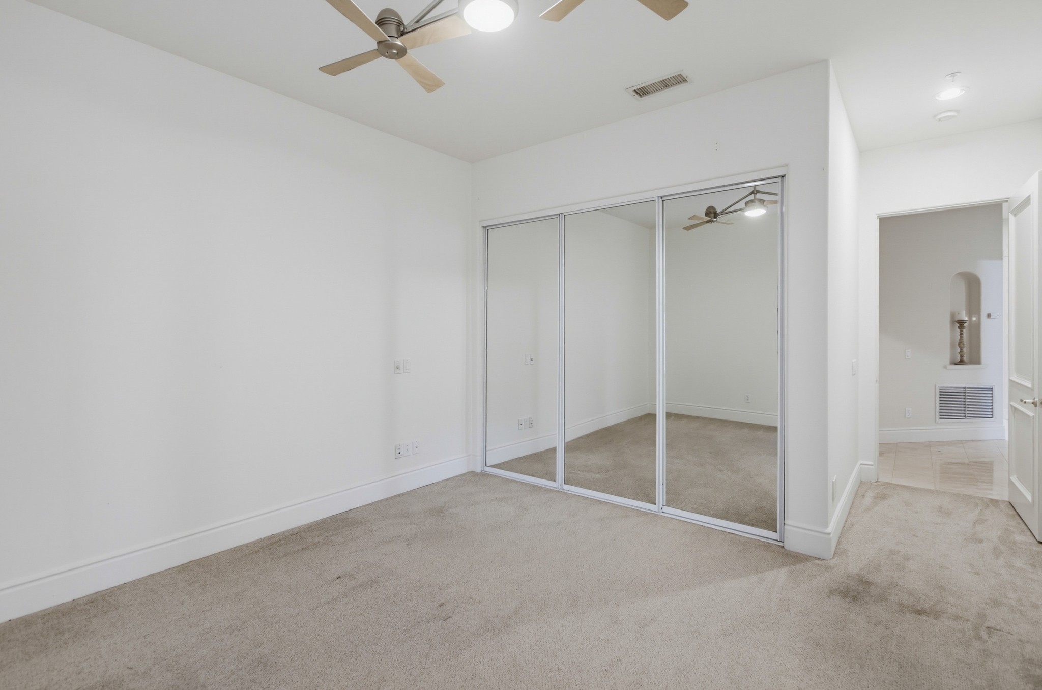 Virtual tour photo 82 of 151 for 14893 Huntington Gate Dr