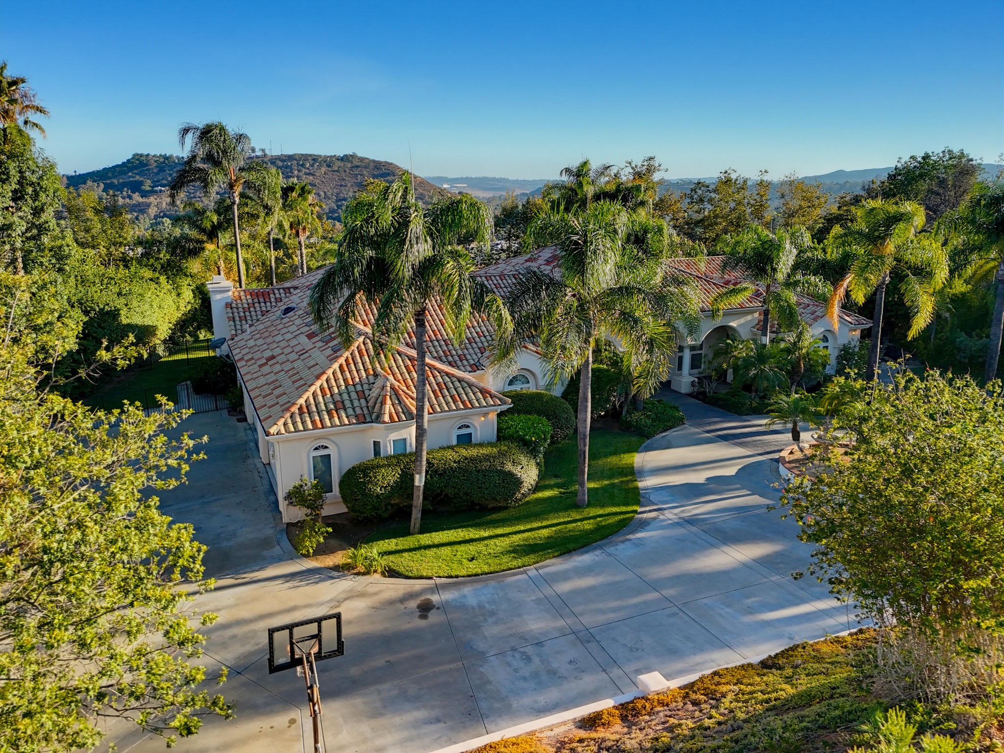 Virtual tour photo 3 of 37 for 14893 Huntington Gate Dr