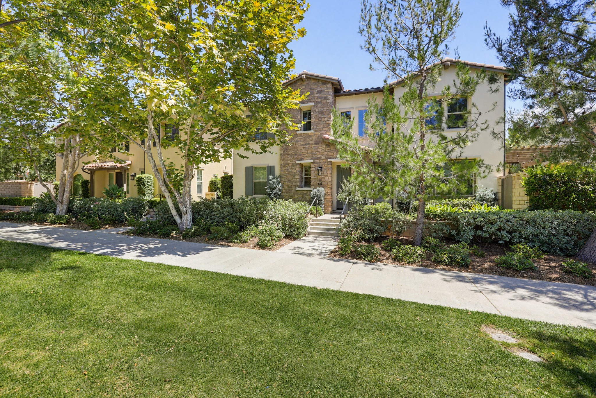Virtual tour photo 1 of 77 for 149 Lavender