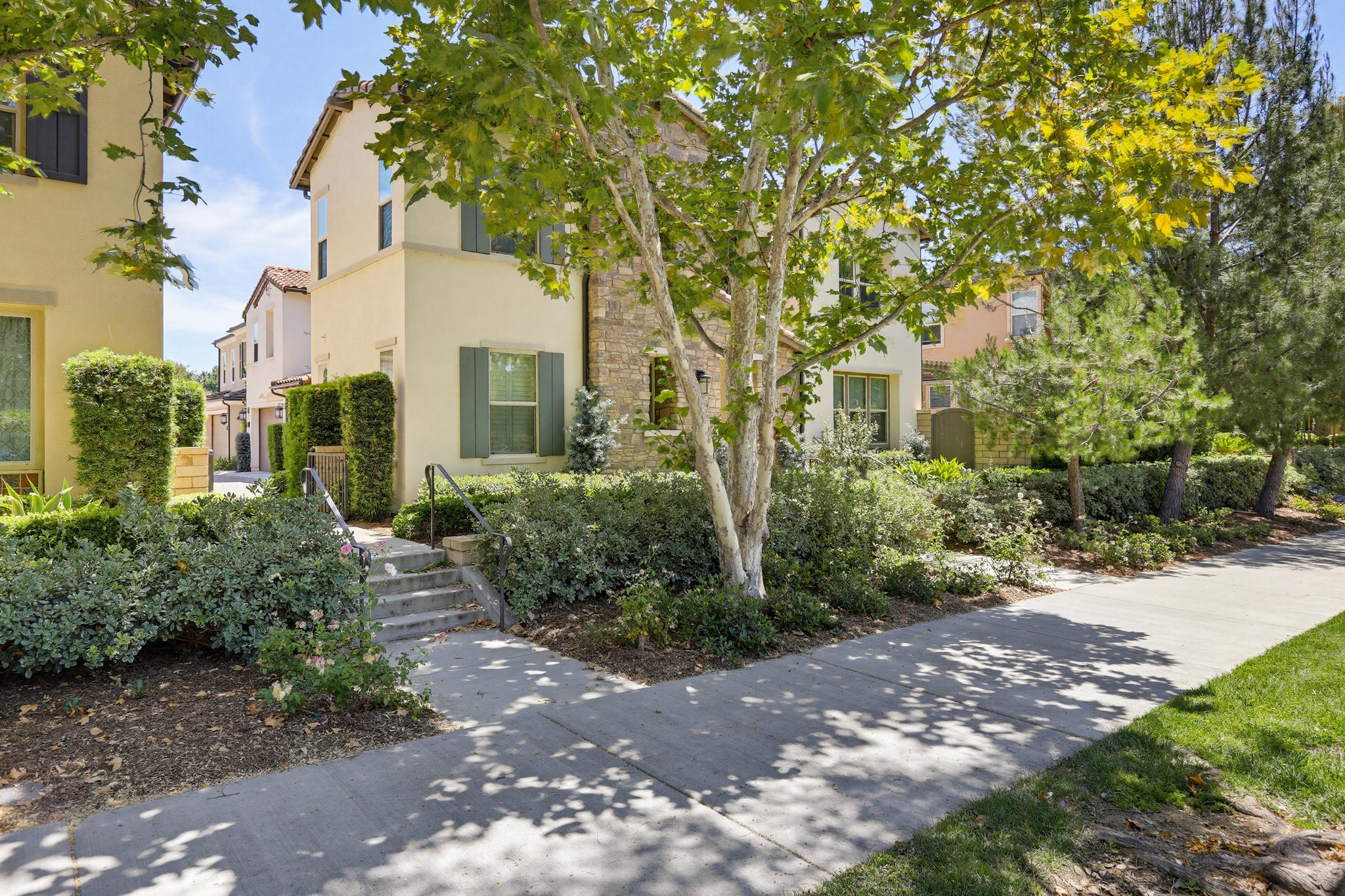 Virtual tour photo 3 of 77 for 149 Lavender