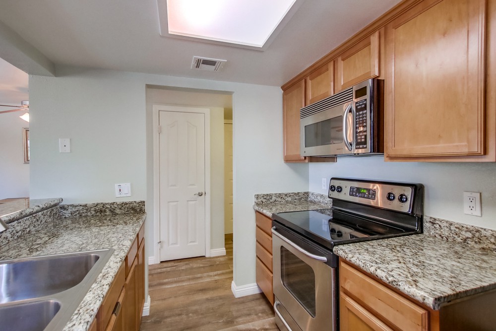 Virtual tour photo 12 of 20 for 14918 Avenida Venusto UNIT 129