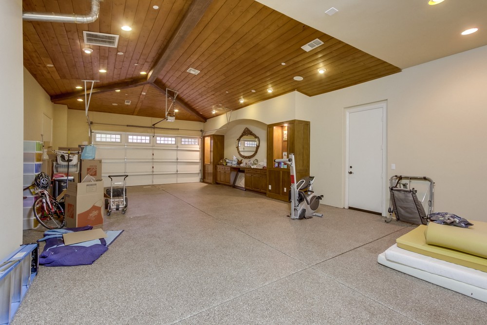 Virtual tour photo 66 of 84 for 14923 Old Creek Rd