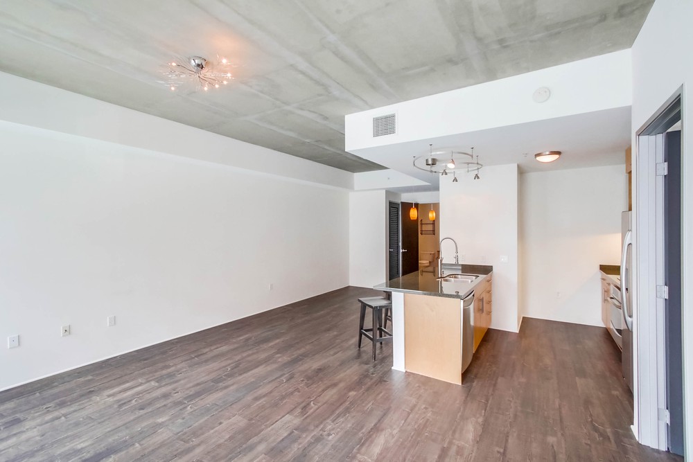 Virtual tour photo 11 of 30 for 1494 Union St