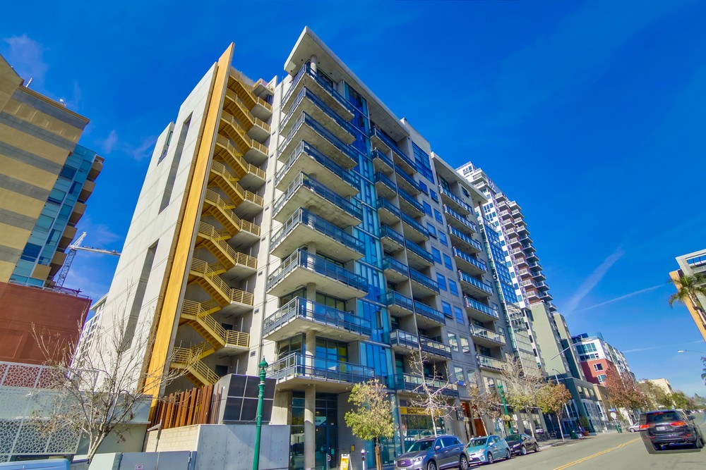 Virtual tour photo 1 of 44 for 1494 Union St #405