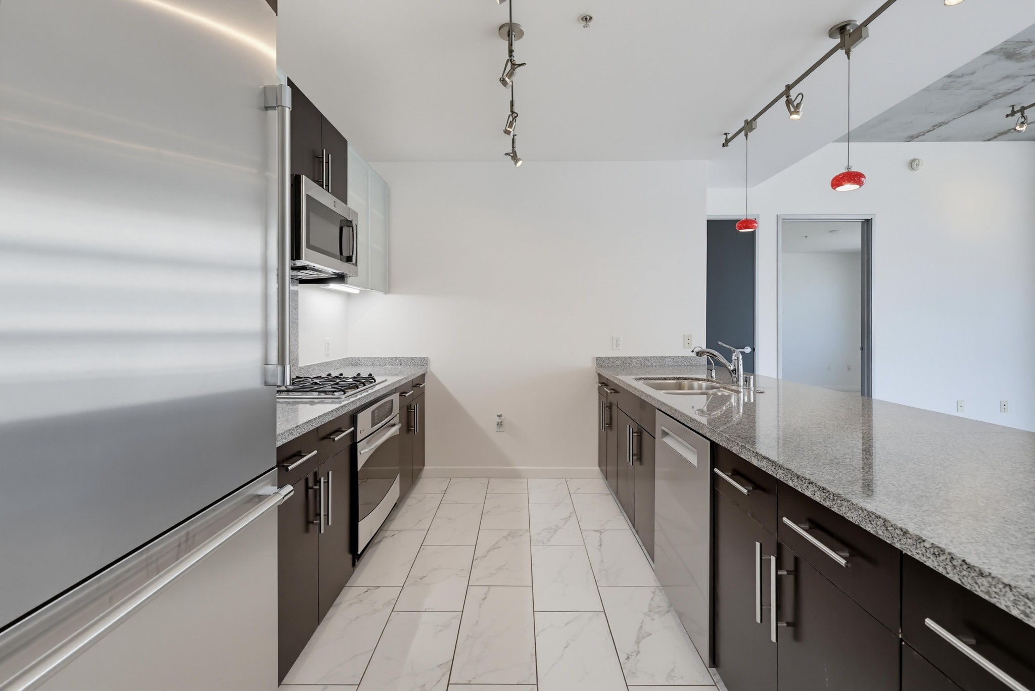 Virtual tour photo 10 of 62 for 1494 Union St