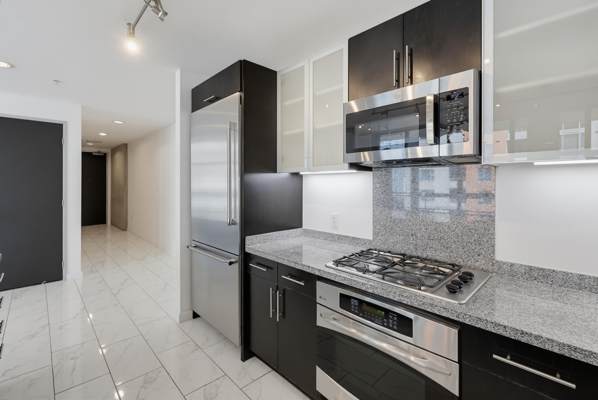Virtual tour photo 14 of 62 for 1494 Union St