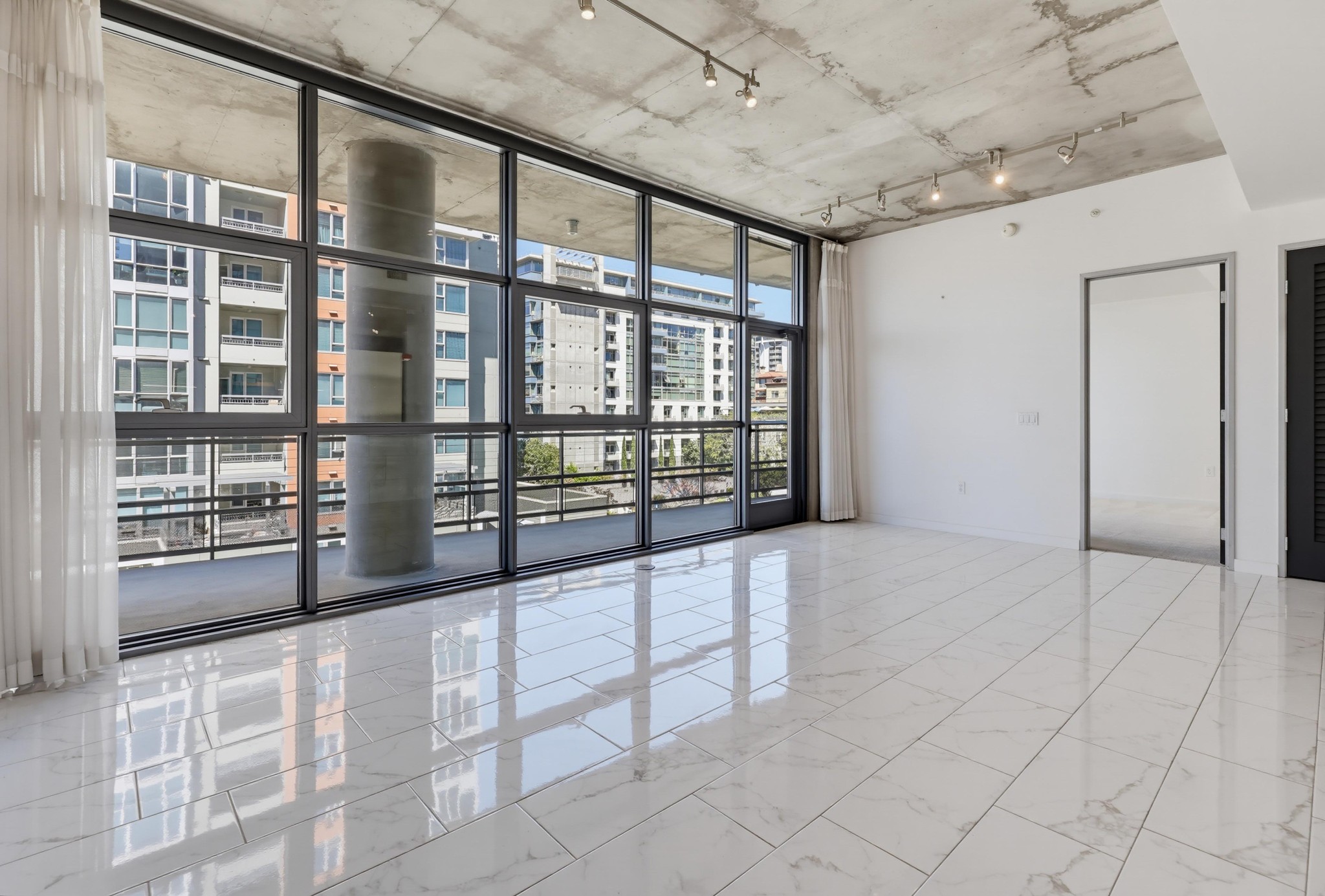 Virtual tour photo 19 of 62 for 1494 Union St