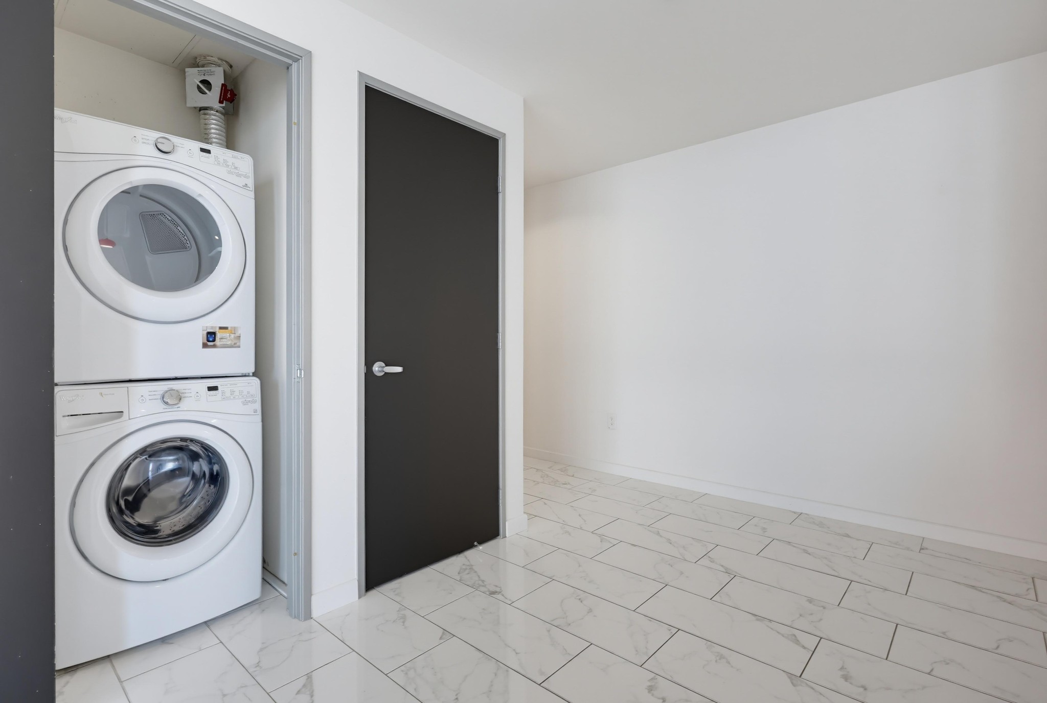 Virtual tour photo 27 of 62 for 1494 Union St