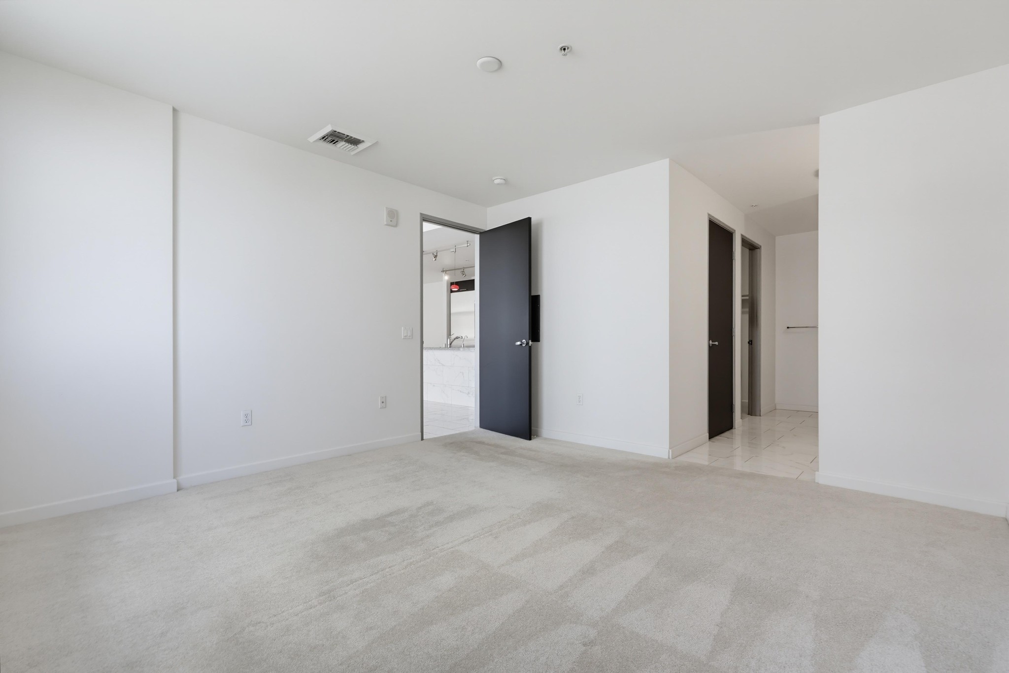 Virtual tour photo 40 of 62 for 1494 Union St