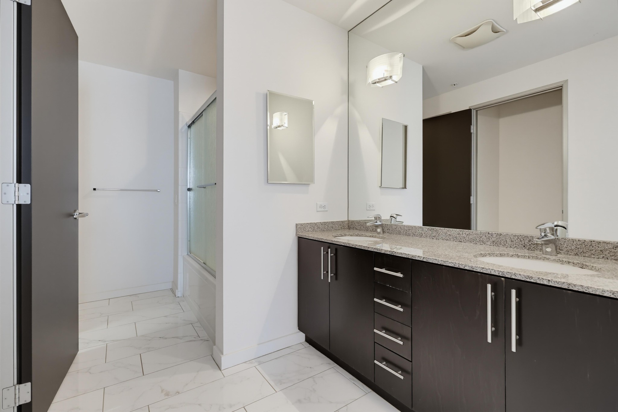 Virtual tour photo 41 of 62 for 1494 Union St