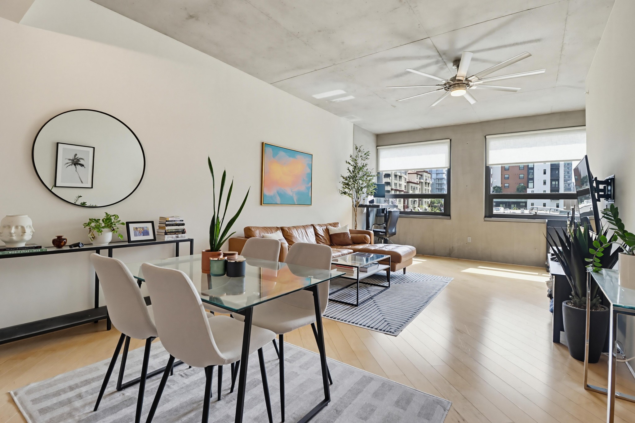Virtual tour photo 13 of 39 for 1494 Union St UNIT 302