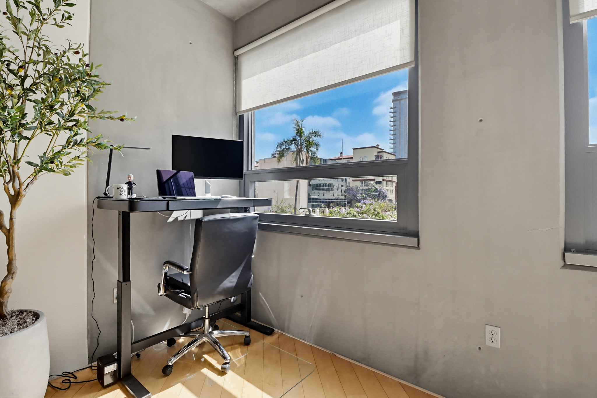 Virtual tour photo 15 of 39 for 1494 Union St UNIT 302