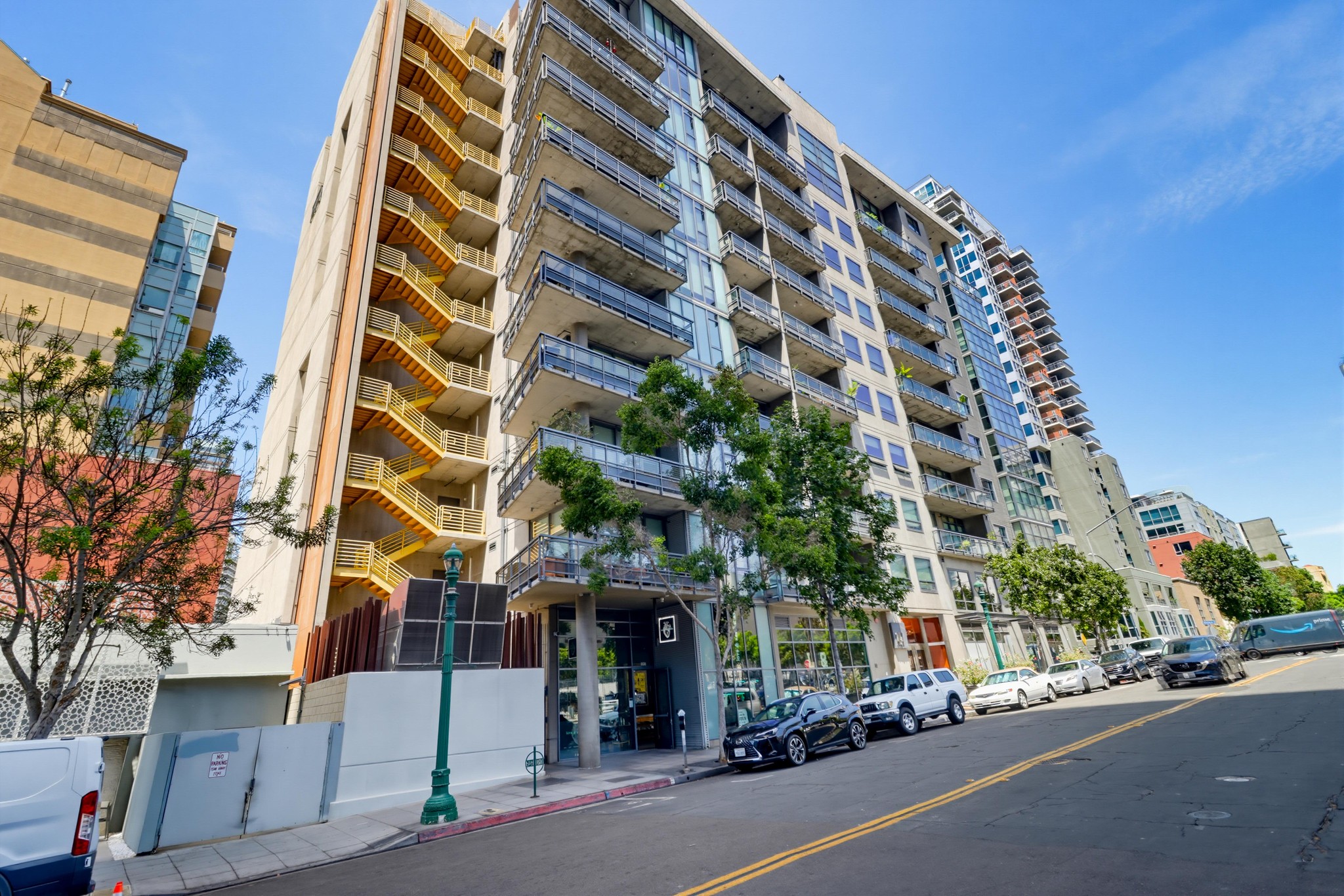 Virtual tour photo 1 of 34 for 1494 Union St Unit 407