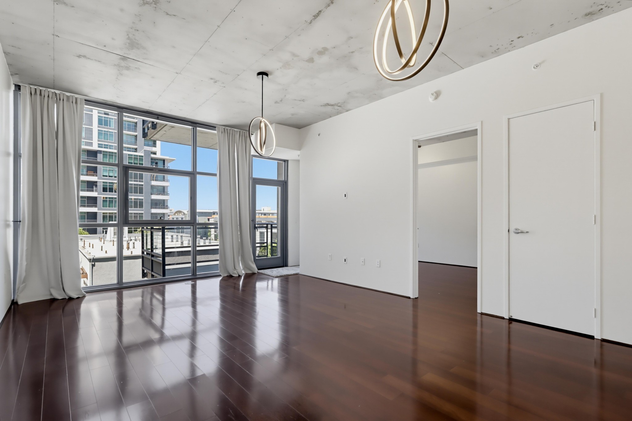 Virtual tour photo 15 of 34 for 1494 Union St Unit 407