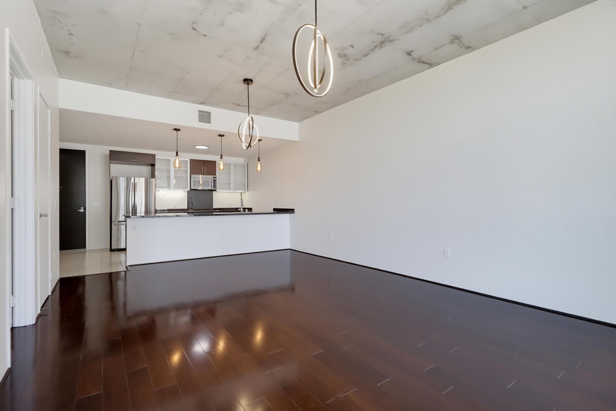 Virtual tour photo 17 of 34 for 1494 Union St Unit 407