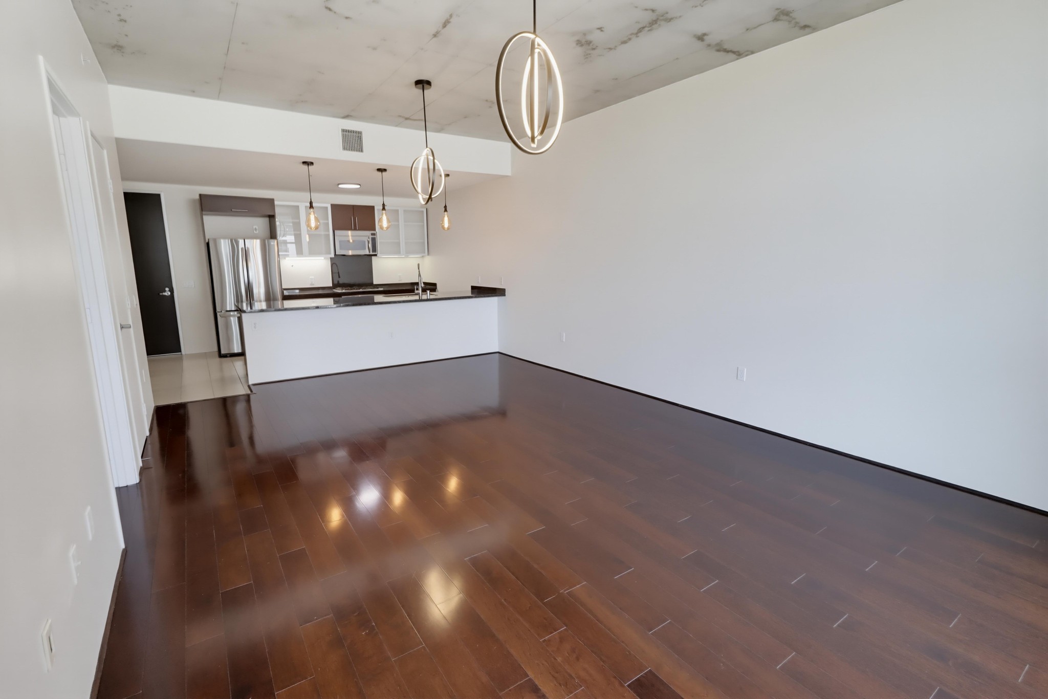 Virtual tour photo 19 of 34 for 1494 Union St Unit 407