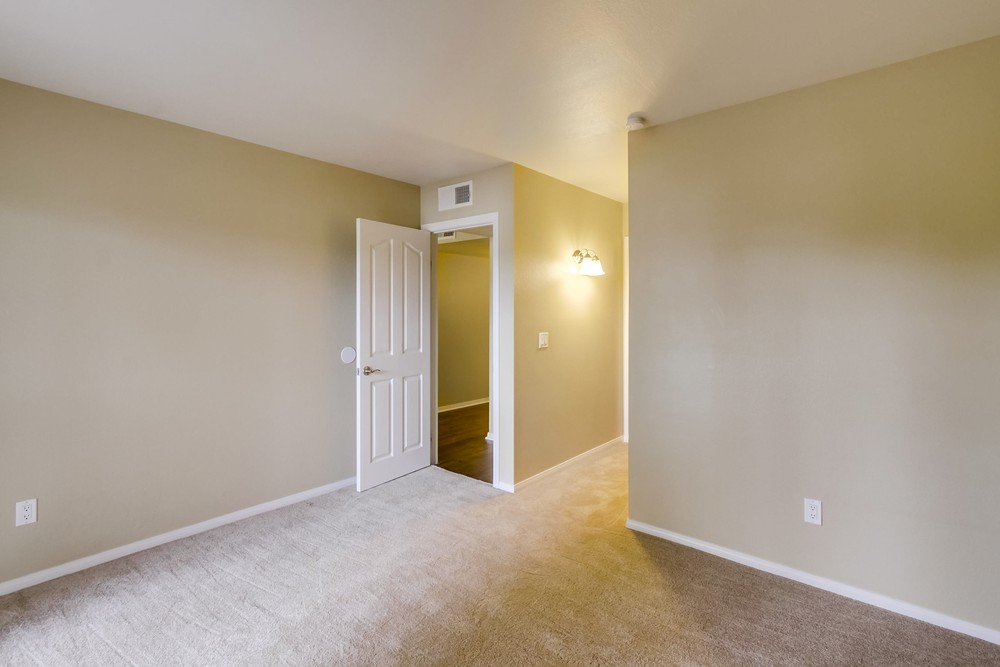 Virtual tour photo 19 of 26 for 14954 Avenida Venusto #89