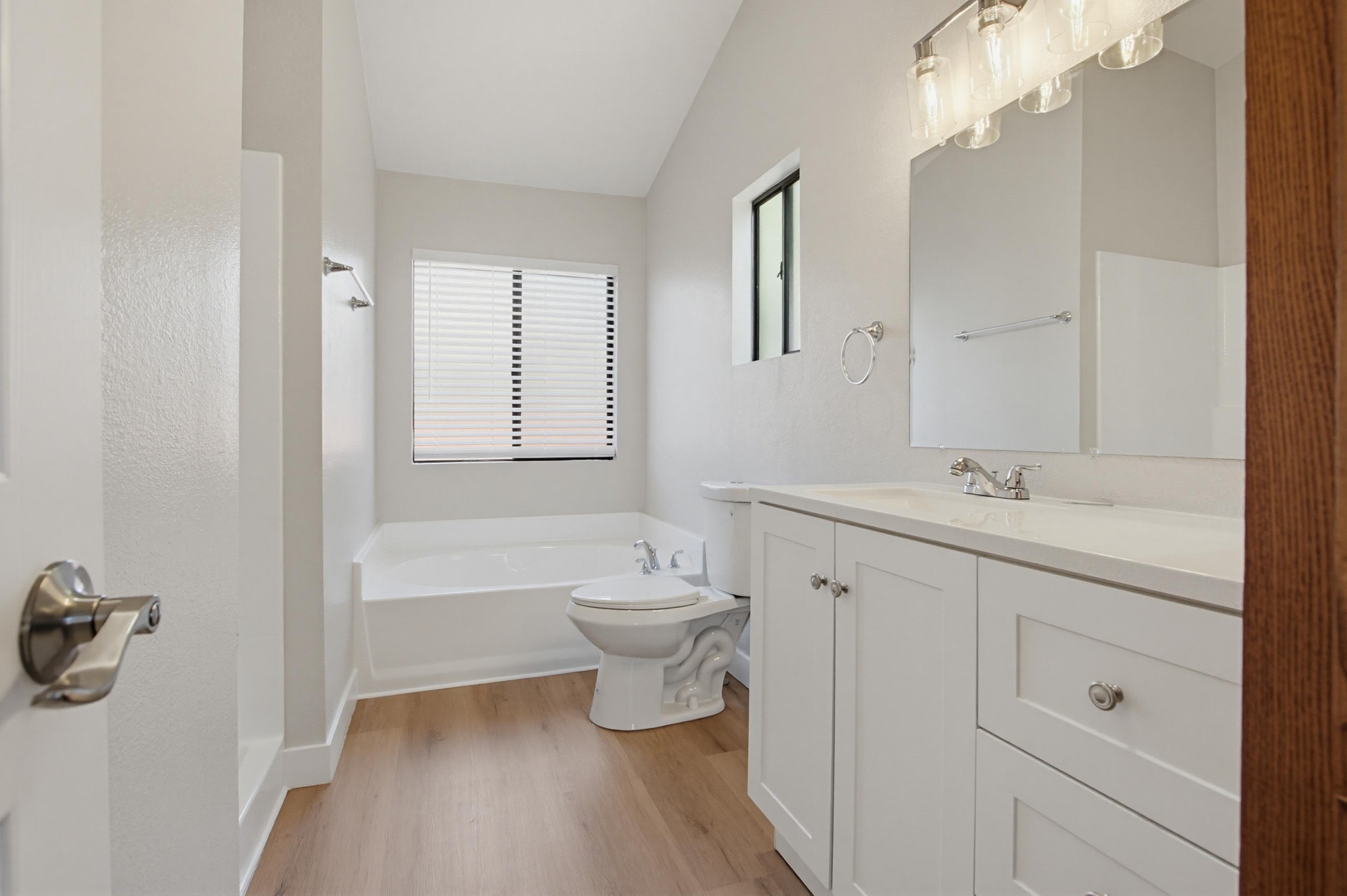 Virtual tour photo 22 of 45 for 14955 Av. Venusto UNIT 86