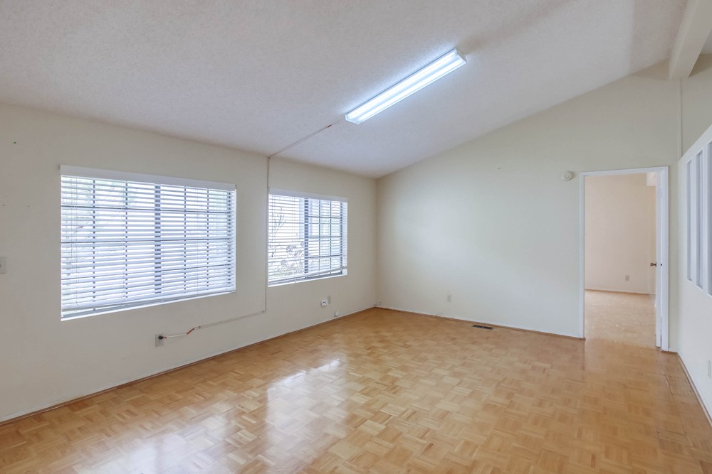 Virtual tour photo 7 of 36 for 14955 Avenida Venusto