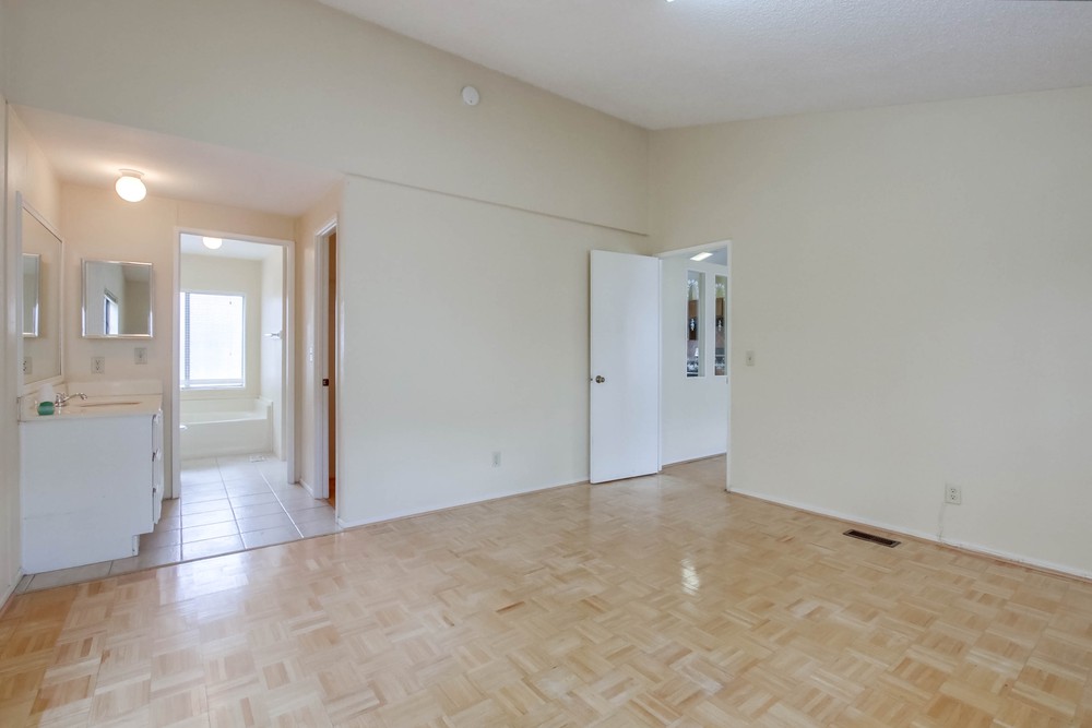 Virtual tour photo 17 of 36 for 14955 Avenida Venusto