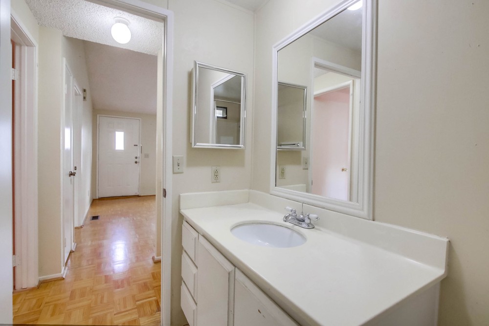Virtual tour photo 23 of 36 for 14955 Avenida Venusto